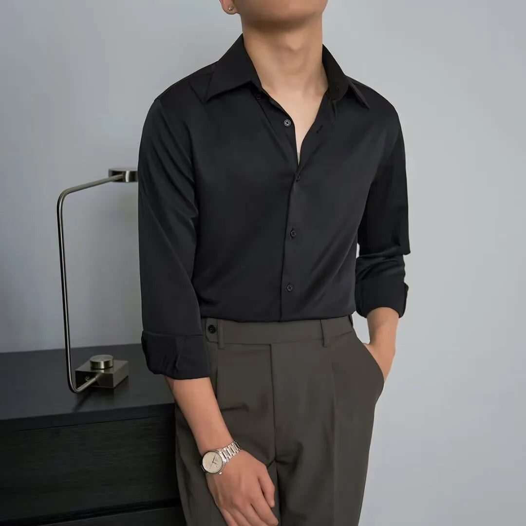 Men's Korean style long sleeve shirt in black with Japanese retro design and loose fit