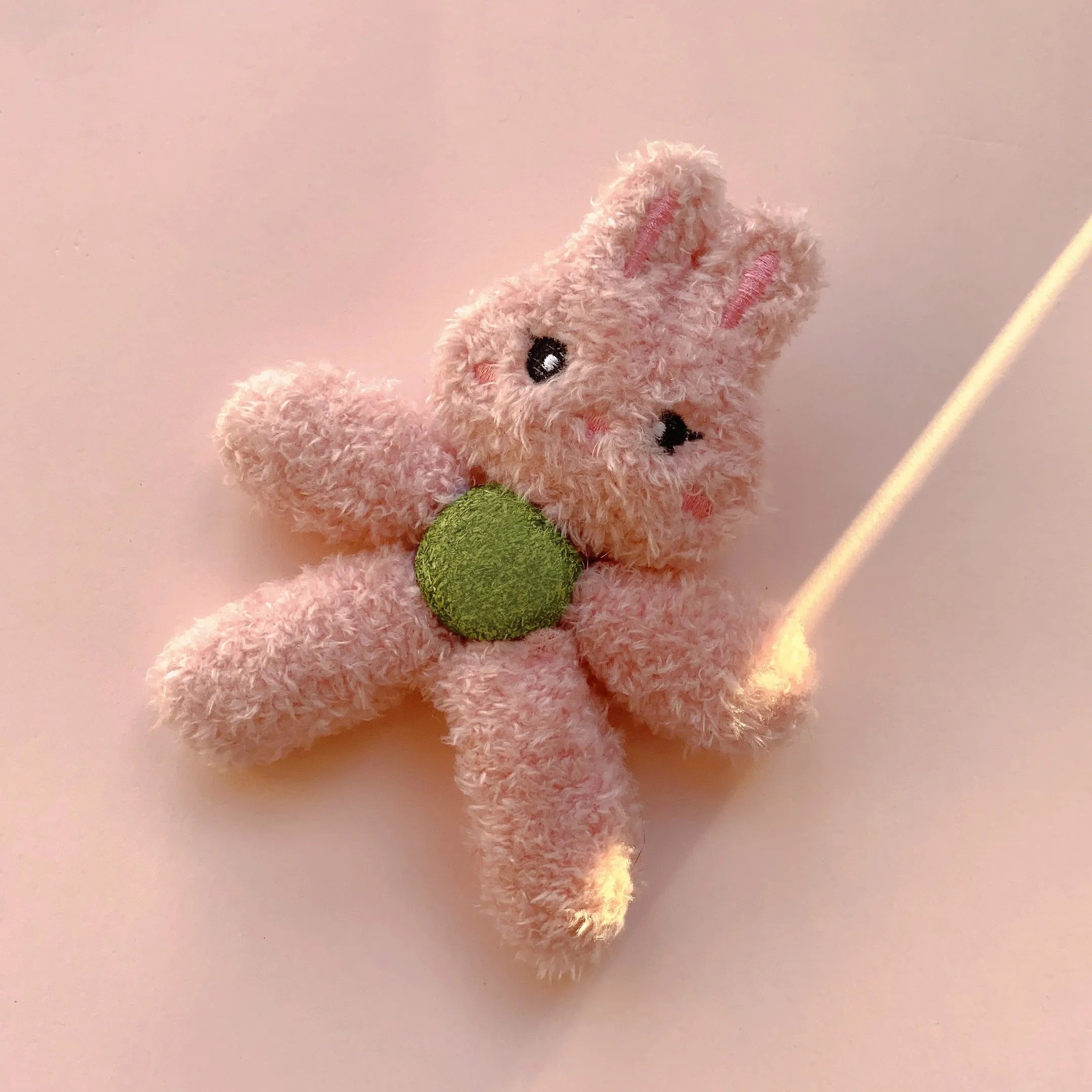 Edible catnip ball chewing toy in animal designs for indoor cat dental care