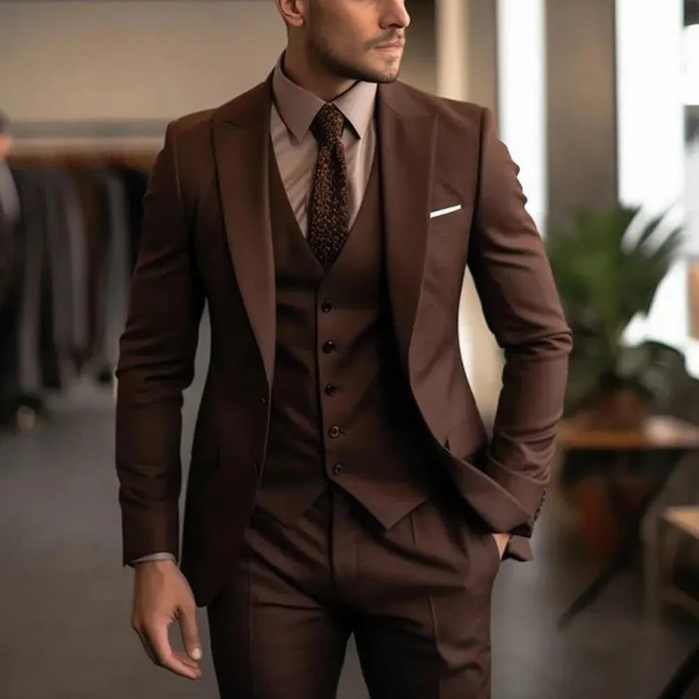 Men's slim fit three-piece business suit in chemical fibre blend polyester fabric
