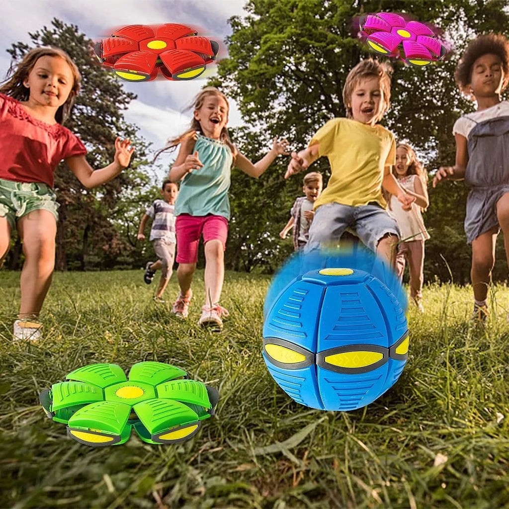 Pet Toy Flying Saucer Ball for Dogs with 6 Lights Interactive Outdoor Yard Toy Magic Stomp Ball Children Toy Magic UFO Ball for Dog Games Soft Plastic Material 16x16x5cm 240g