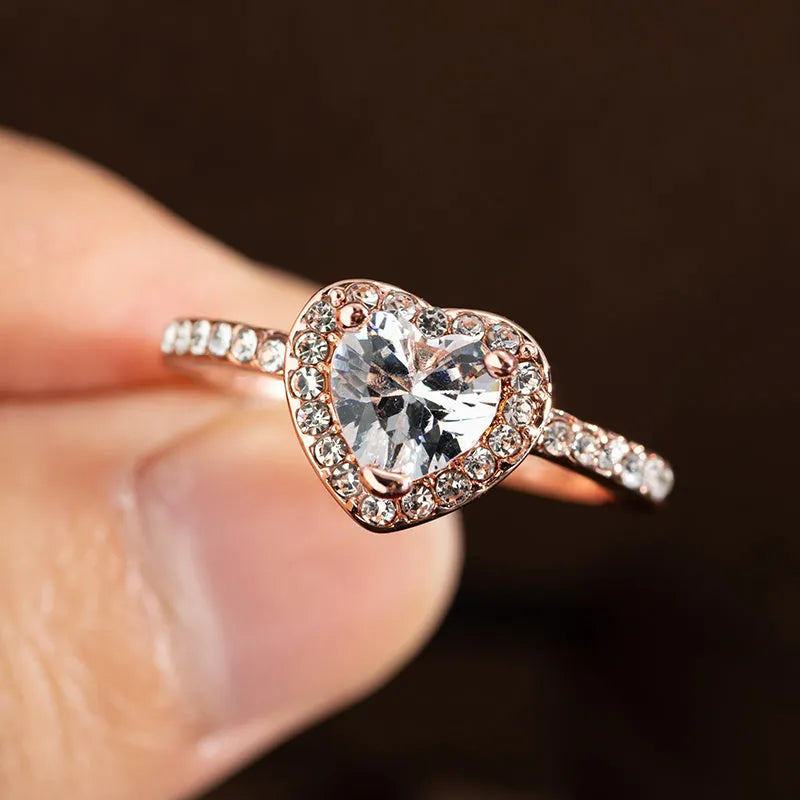 Heart-shaped crystal women's wedding ring with rose gold or silvery electroplated finish