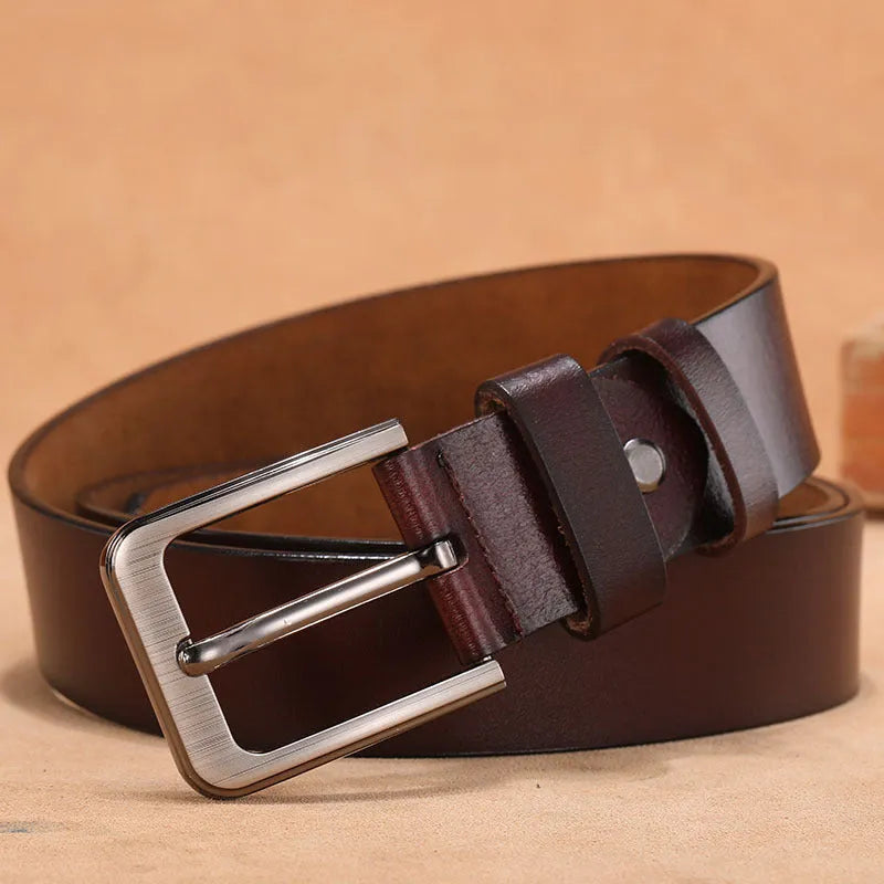 Square head pin buckle jeans belt in black or coffee with alloy buckle.