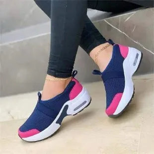 Women's lightweight flat sneakers in multiple colours with mesh upper and rubber sole