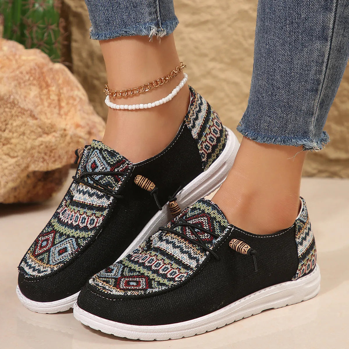 Women's flat round toe low-top slip-on shoes in black, dark grey and khaki colours