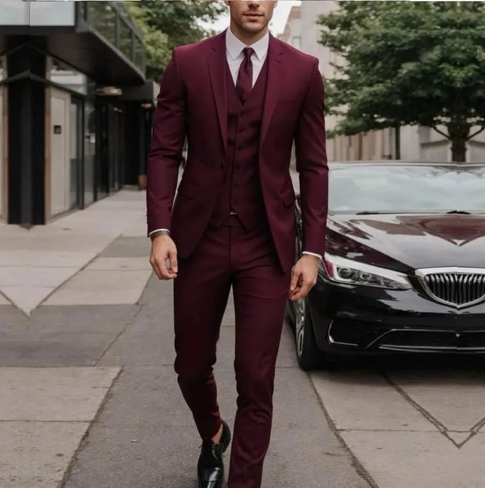 Men's slim fit three-piece business suit in chemical fibre blend polyester fabric