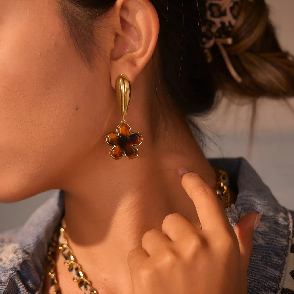 Women's tortoiseshell resin hawksbill colour earrings in heart and flower geometric designs on 18K electroplated stainless steel.