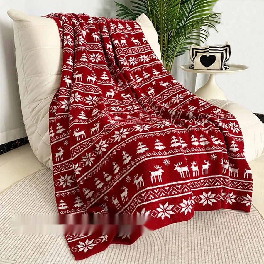 Christmas blanket with snowflake pattern in acrylic material for holiday home decoration