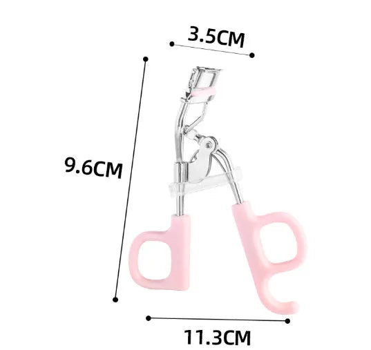 A4 scissor-handle eyelash curler with tail, shown in pink and purple colour options.