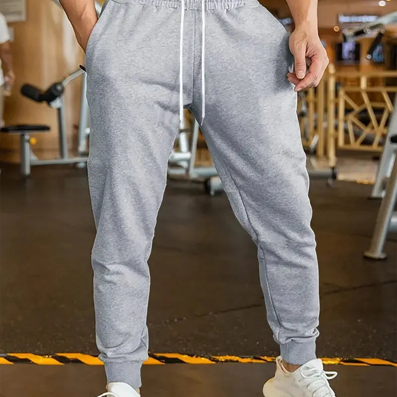 Men's linen leisure trousers with drawstring waist in loose fit design