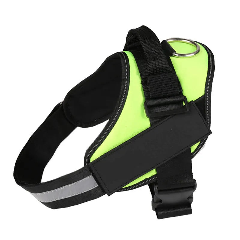 Personalised reflective no-pull dog harness in nylon with adjustable chest strap and sturdy handle