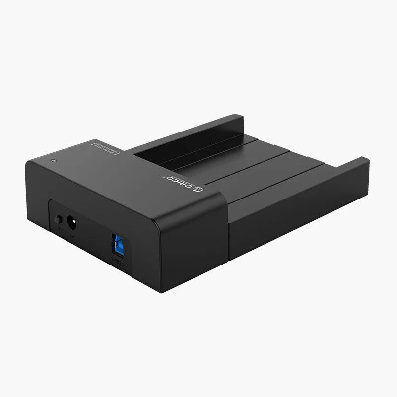 Black universal mobile hard disk box for 2.5 inch SATA drives with USB data cable