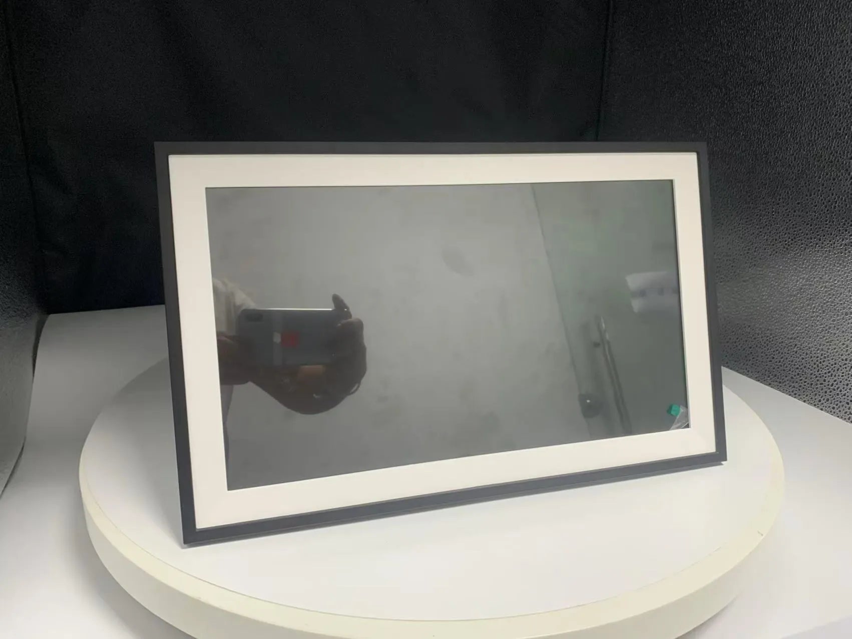 White 15.6 inch smart digital photo frame with Wi-Fi connectivity and mobile app control