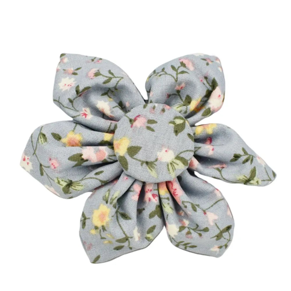 Dog collar set with floral polyester cotton bow attachment in five sizes