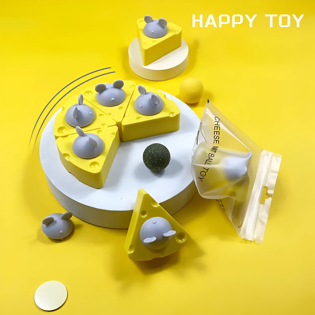 Yellow catnip toy balls for indoor cats' chewing and teeth cleaning