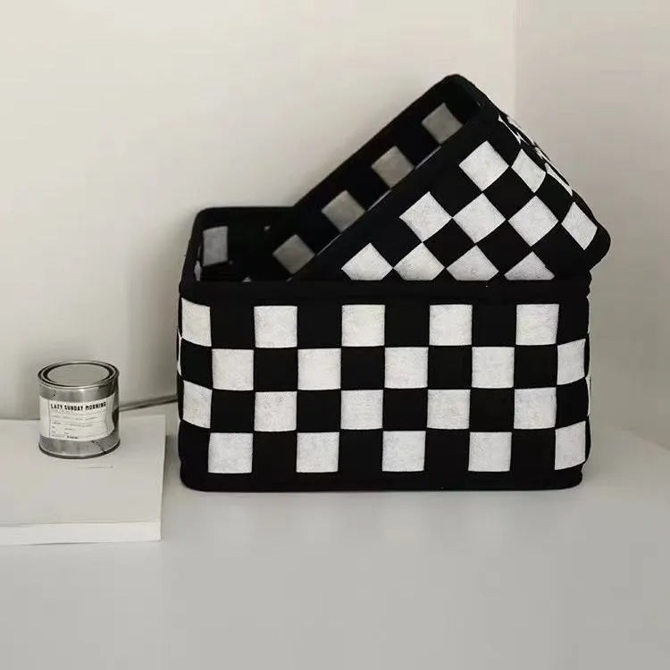 Checkerboard woven felt storage basket with folded sides showing rectangular 37x29x19.5cm dimensions