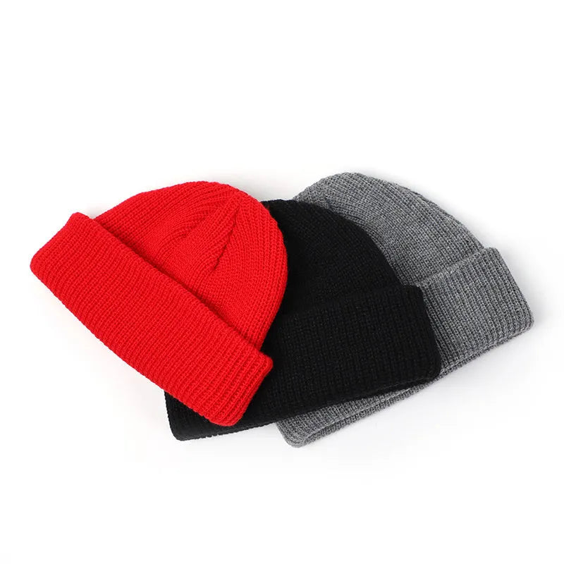 Knitted 100% wool hat in seven colours for events and gifts