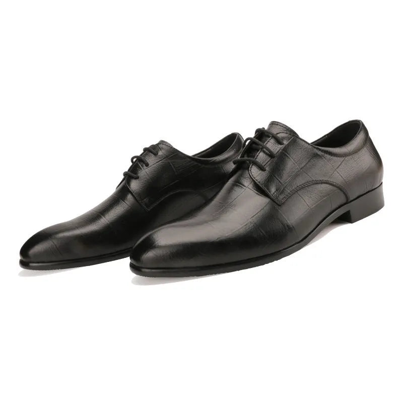Men's black leather Derby shoes with checkered pattern and pointed toe