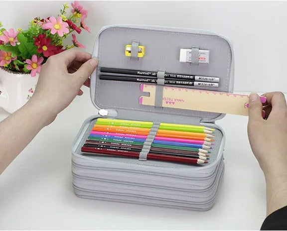 Oxford cloth pencil case in black with 20x12.5x8.2cm dimensions for holding 72 or 48 colour pencils and brush pens