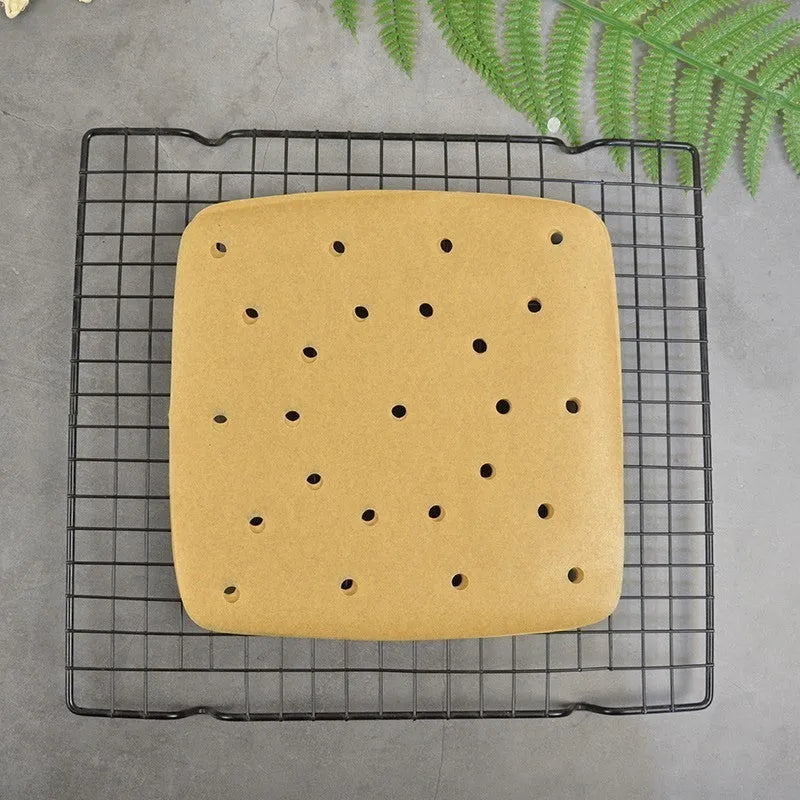 Oiled paper baking square sheets for air fryer with holes, 200 pieces, natural colour, two sizes