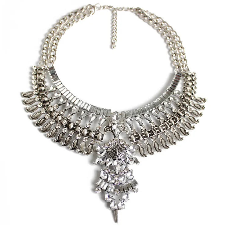 Alloy diamond short necklace with floral flower design and crystal detailing