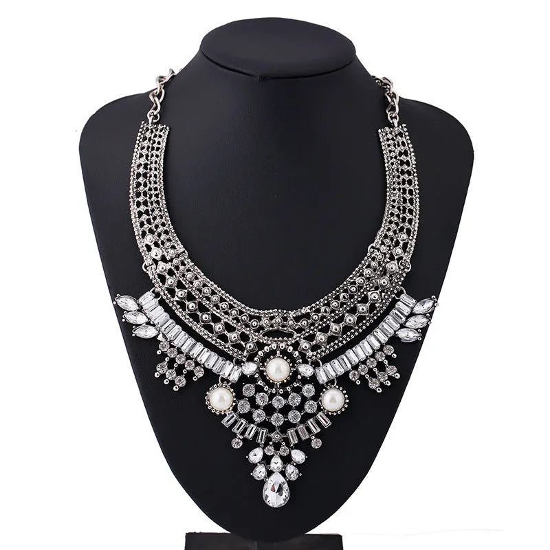 Alloy diamond short necklace with floral flower design and crystal detailing