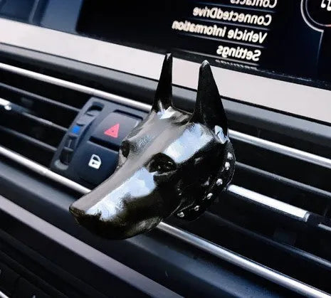 Doberman-shaped diffused stone car aromatherapy air outlet clip in black colour