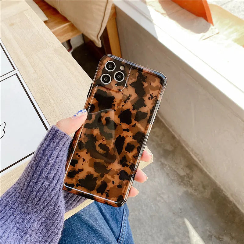 Retro amber leopard print soft rubber phone case for iPhone with lanyard hole and all-wrapped edges