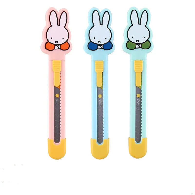 Cartoon character art knife with plastic handle and metal blade for manual production