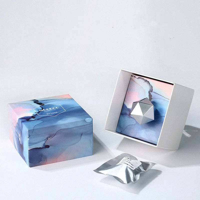Silver zinc alloy octahedron car air outlet fragrance with sharp edges and vent clip