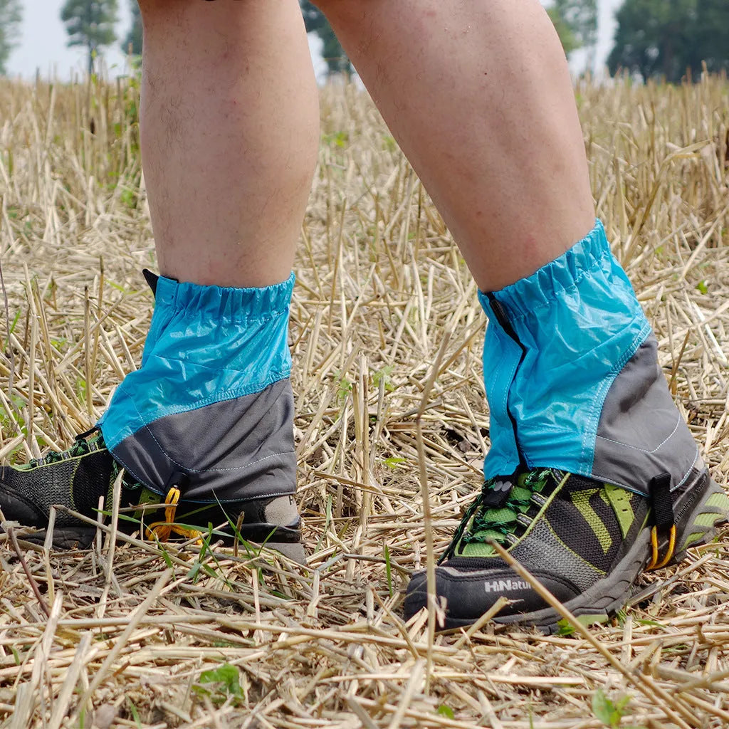 Nylon splash-proof breathable foot cover in black, width 22cm, height 20cm, for outdoor hiking and trail running