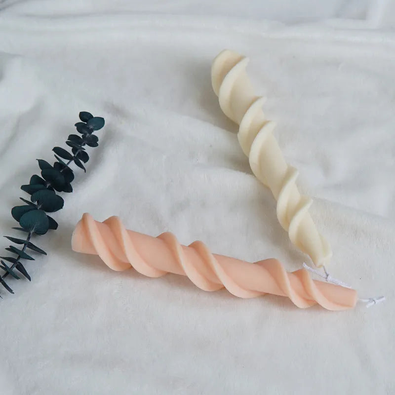 Yihai handmade silicone candle mould with spiral lace rod design in photo colour