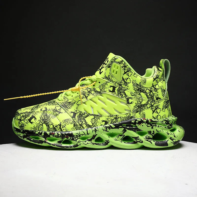 Men's high-top basketball shoes in camouflage pattern with rubber sole