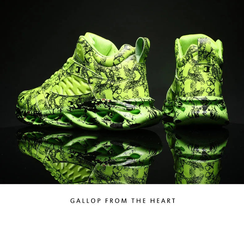Men's high-top basketball shoes in camouflage pattern with rubber sole