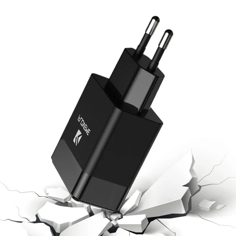 European and American standard travel charger for mobile phone fast charging in black colour
