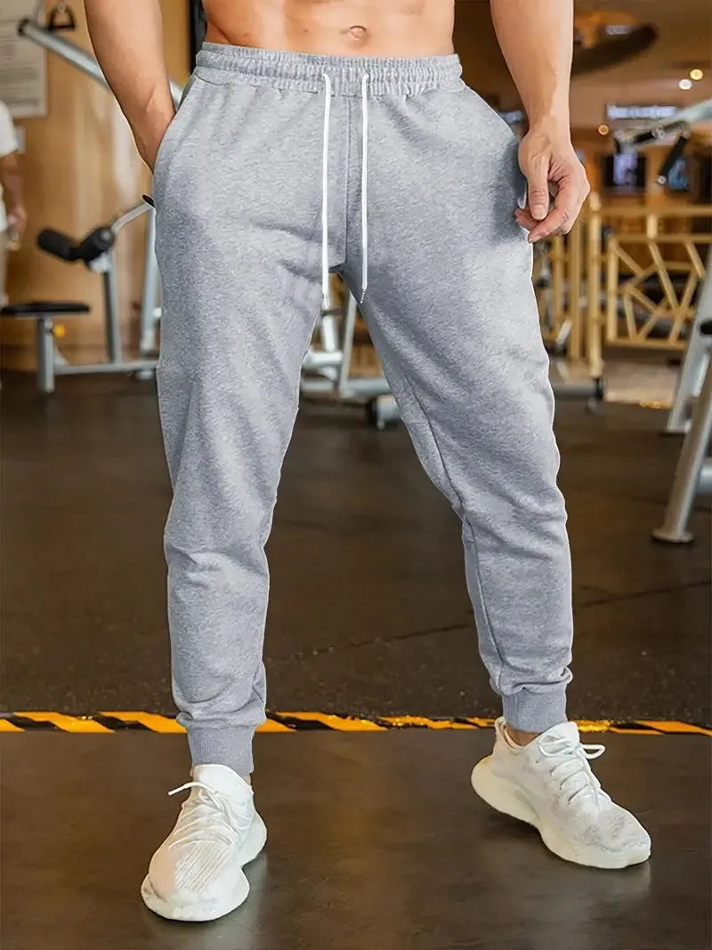 Men's linen leisure trousers with drawstring waist in loose fit design