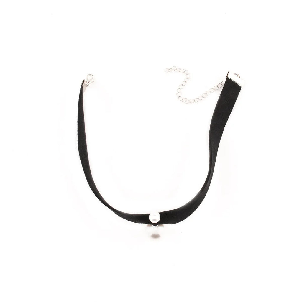 Hand-woven yarn necklace in black with simple college style on a white surface