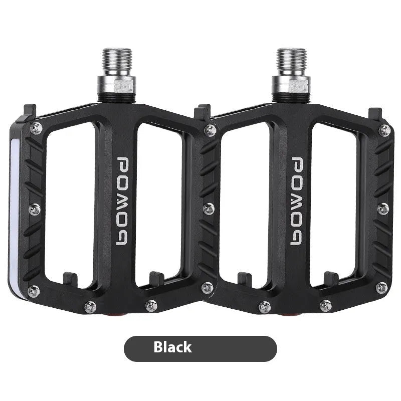 Aluminium alloy bicycle pedal with integrated 710LED lighting in five colour options