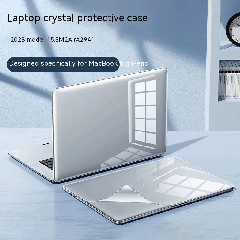 MacBook protective case in crystal transparent, black, frosted and matte finishes for Air and Pro models