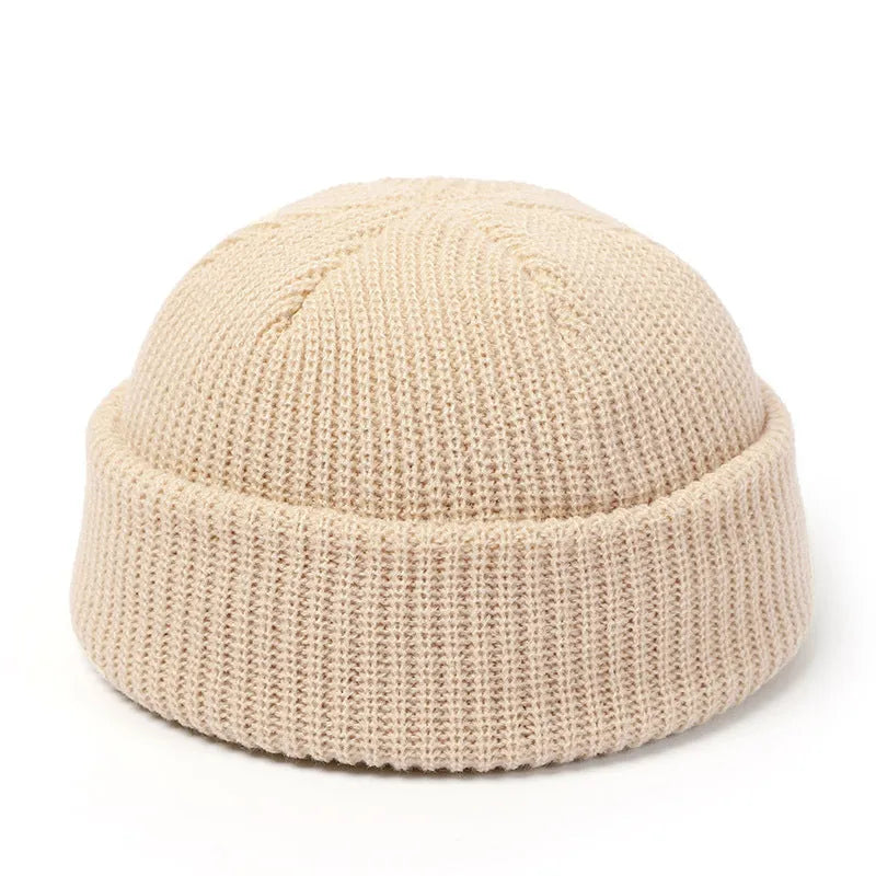 Knitted 100% wool hat in seven colours for events and gifts