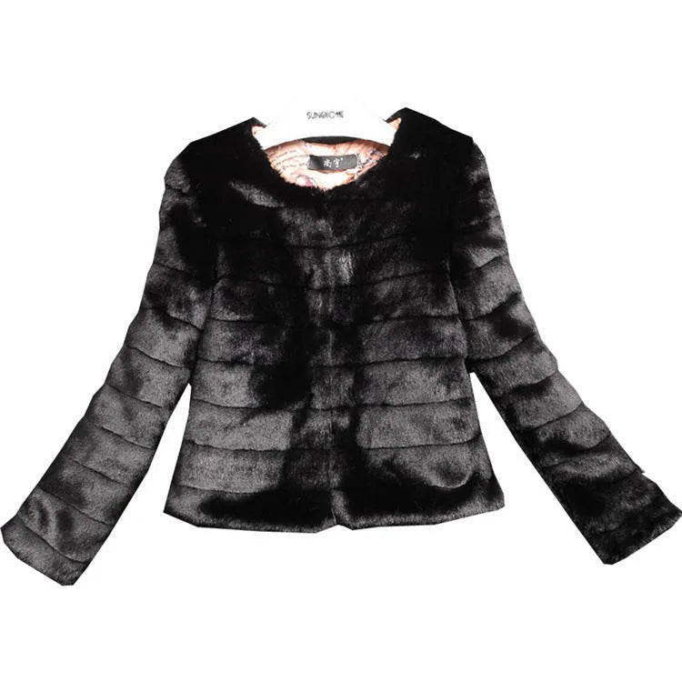 Women's short faux fur top in beige on a model, showing regular sleeves and a cropped 40cm length.