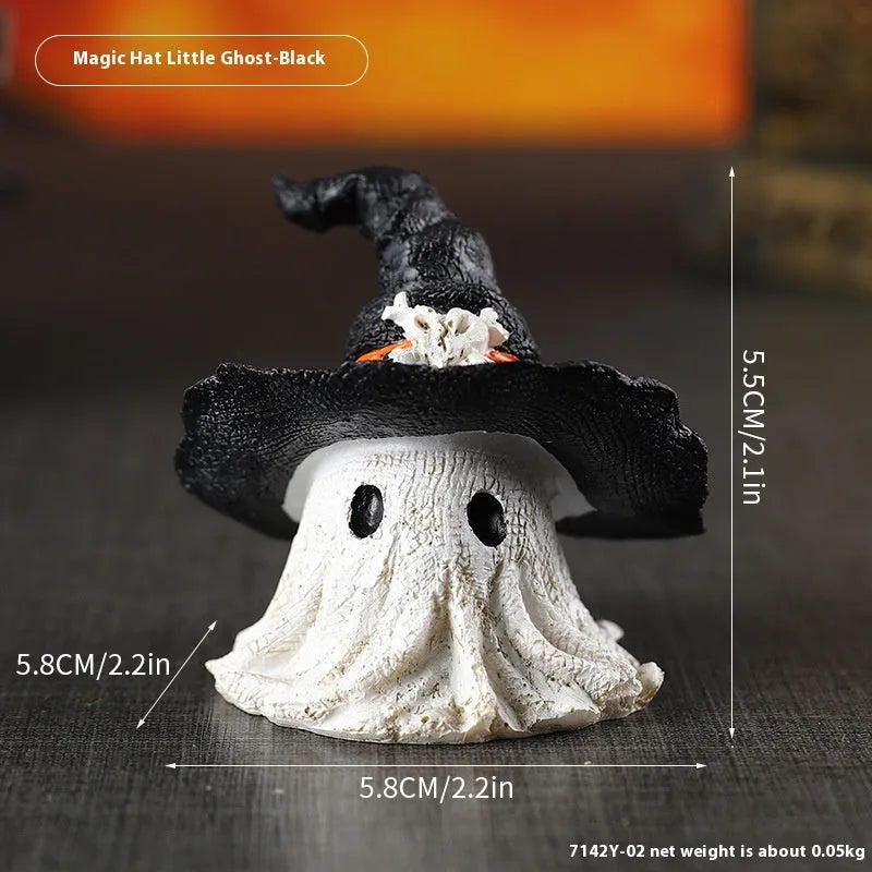 Resin wizard hat ornament in purple or black colour with hanging loop for holiday decoration