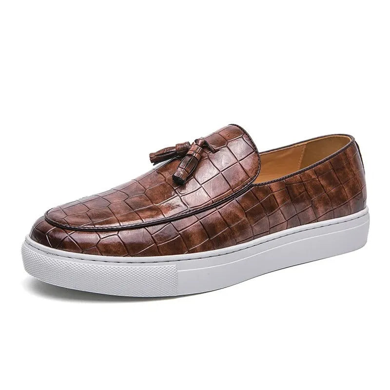 Men's black artificial leather sneakers with tassel detail on round toe, shown on size chart 38-47