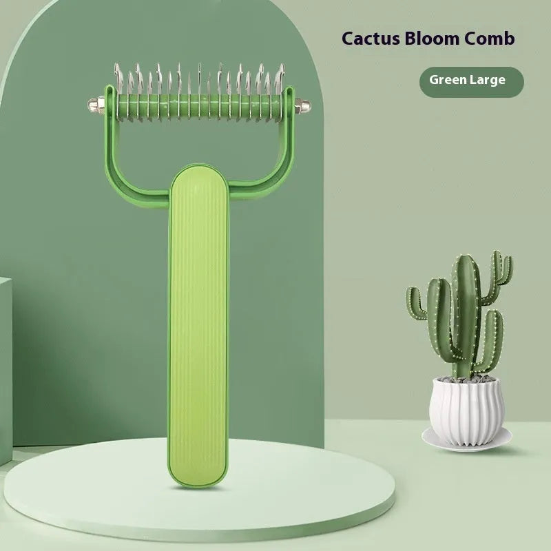 Green or grey dog unknotting comb with stainless steel teeth and PP plastic handle in large or small size