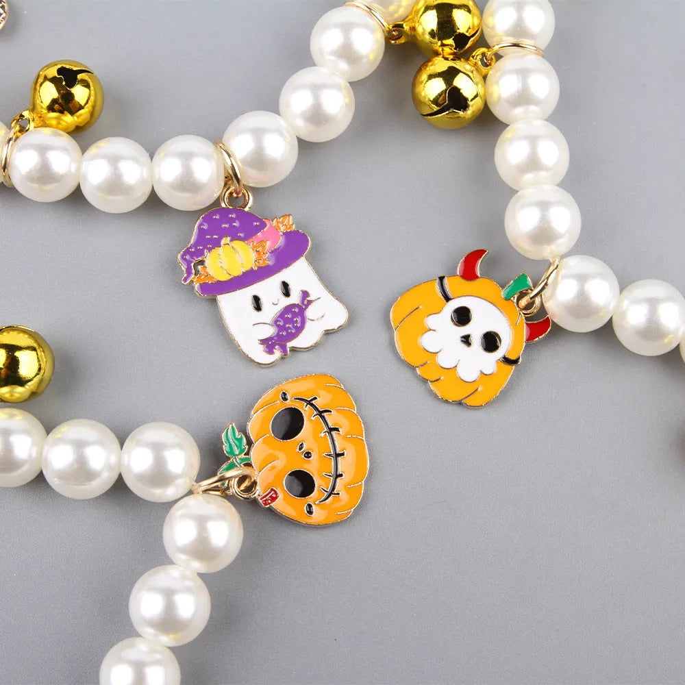 Halloween pet collar with simulated pearl necklace decoration in pumpkin designs