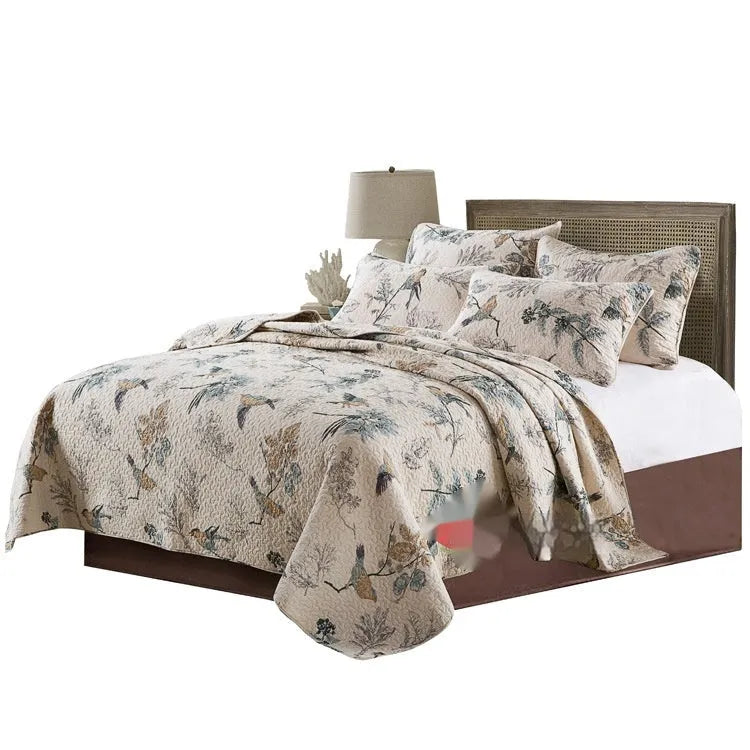Quilted pure cotton bed cover set with pillowcases for 1.5-1.8 metre beds