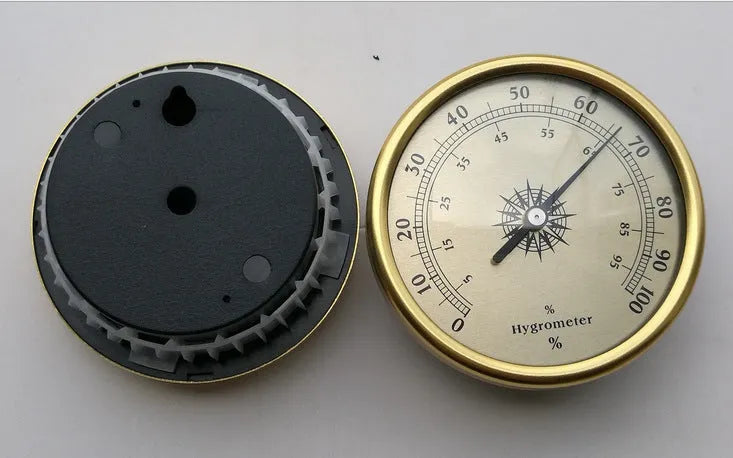 Aluminum analog thermometer hygrometer with circular 72mm design