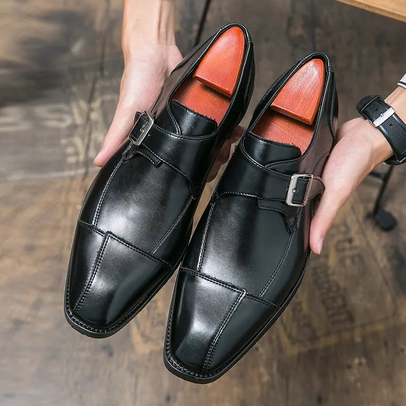 Men's British retro style buckle leather casual shoes in tall crown design with microfiber upper