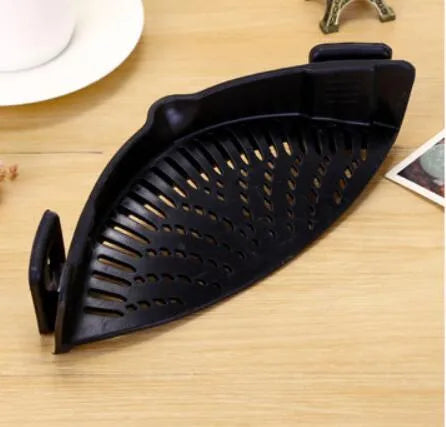 Silicone clip-on kitchen funnel strainer for draining liquids from pots with buckle attachment