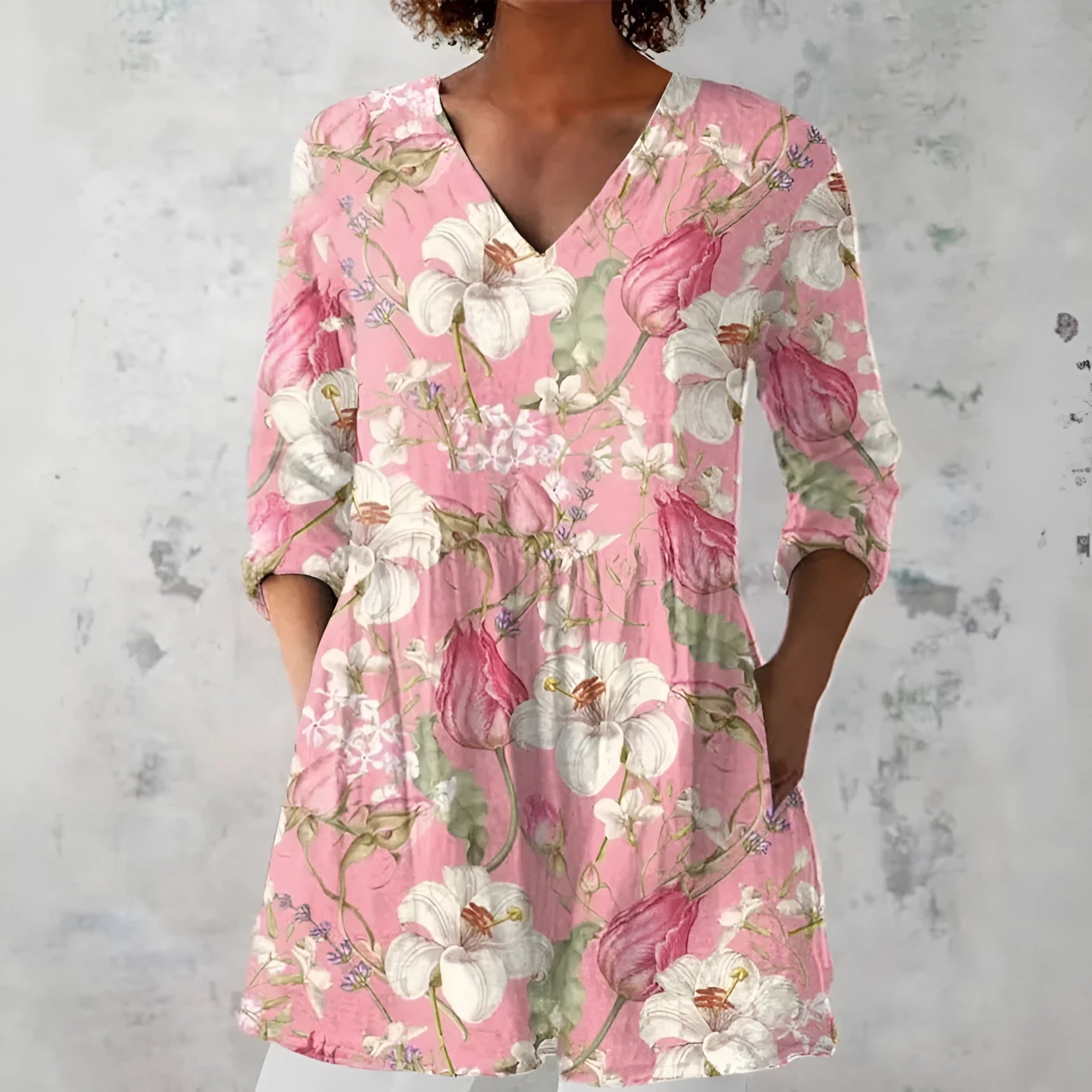 Women's retro slim fit printed long-sleeved top in a selected colour style.