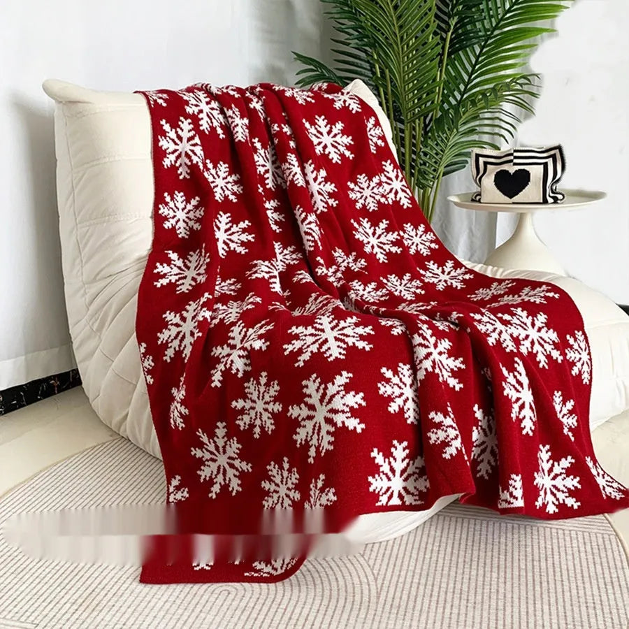 Christmas blanket with snowflake pattern in acrylic material for holiday home decoration